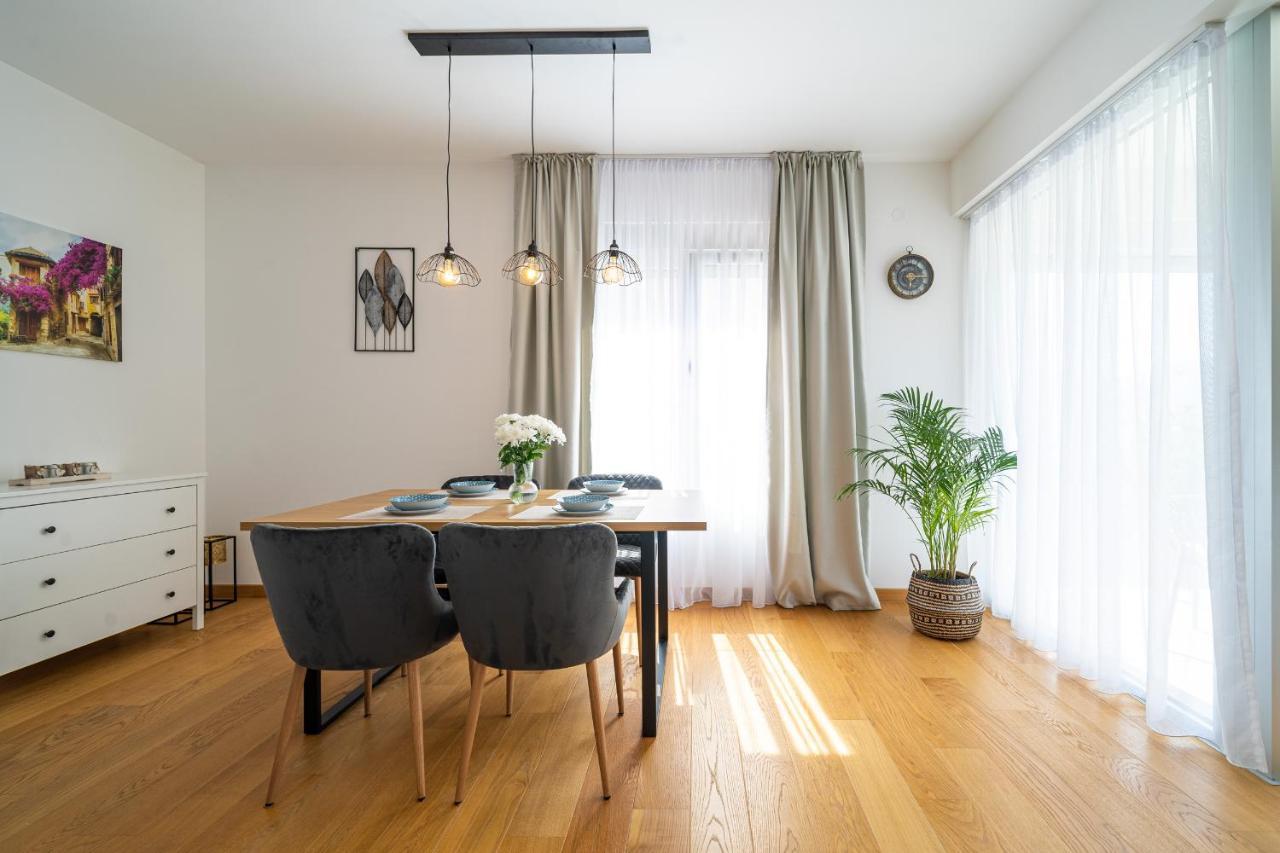 Luxury Dream View Apartment Котор Екстер'єр фото